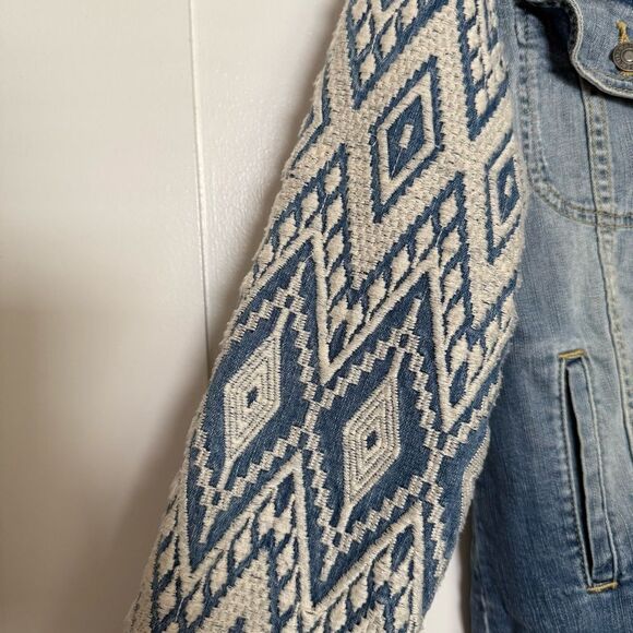 Artisan De Luxe Jean Jacket Womens Sz S Blue Embroidered Sleeve Denim Boho Fest - Picture 4 of 11